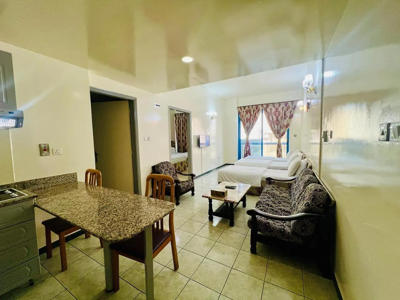 Aparthotel Sky Hotel Apartments Dubai